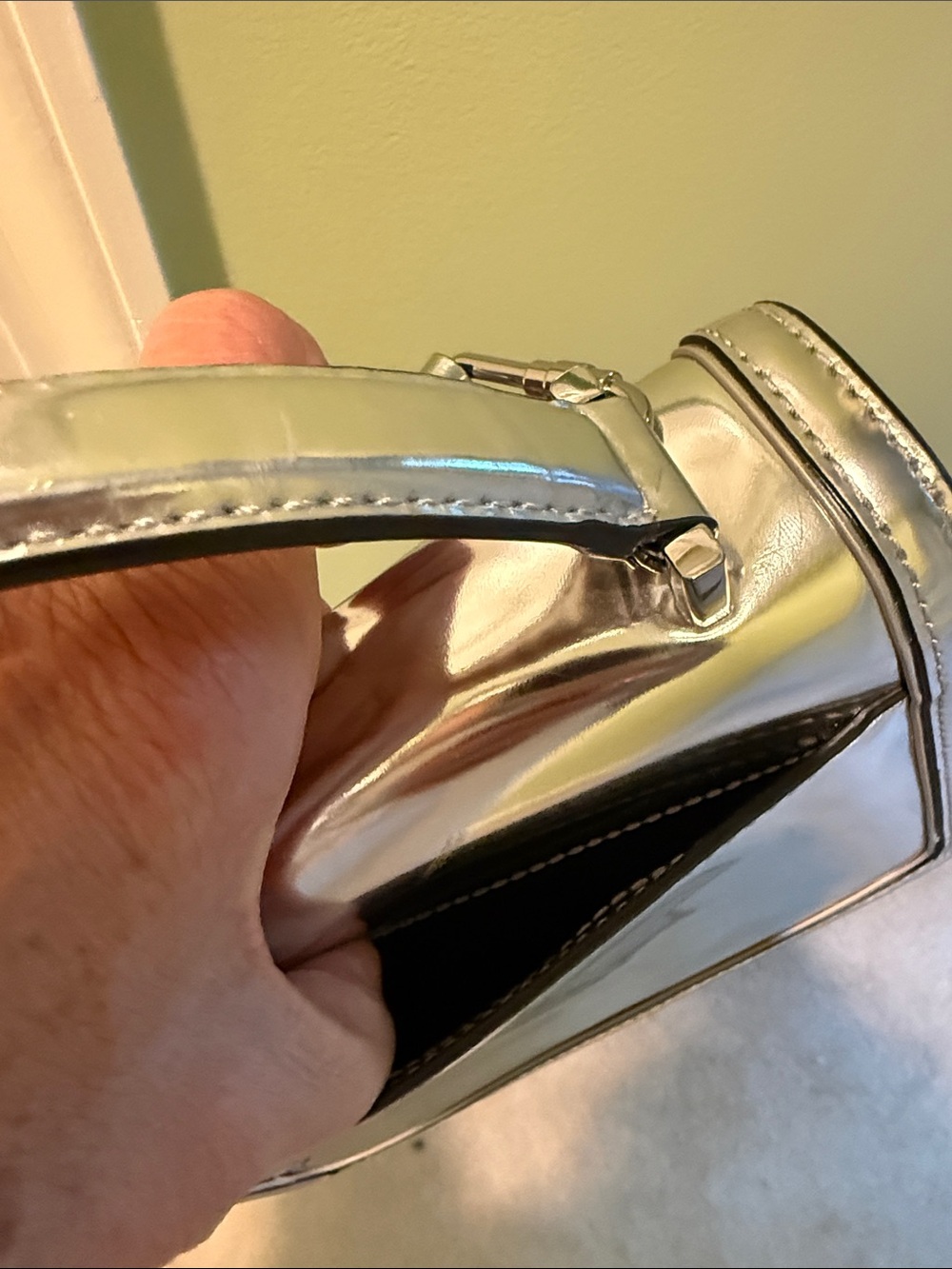 Tory Burch silver flap bag with removable crossbody strap. All leather! - Picture 7 of 11